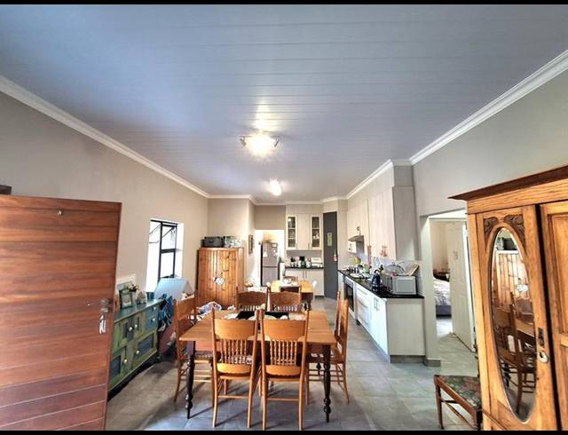 2 BEDROOM HOUSE FOR SALE IN BERGSIG